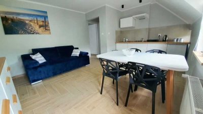 Geschmackvolle 2-Raum-Wohnung mit gehobener Innenausstattung mit Balkon und EBK in Bad Wörishofen