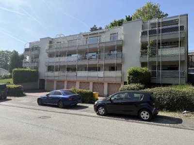 JA, zum begehrenswerten Mehrfamilienhaus mit Garagen in Solingen-Gräfrath!