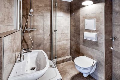 NEUE Wohnungen 60-80 qm mit LIFT-Zugang barrierefrei/EBK/Balkon/Loggia/Bad neu ERSTBEZUG Vollsan.
