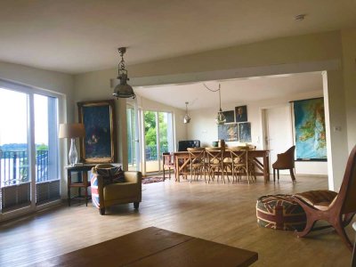 Exklusive 5-Zimmer-DG-Wohnung mit Balkon und EBK in Bad Malente