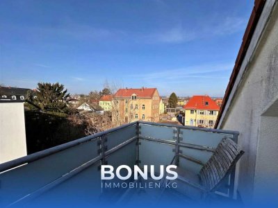Modernisierte & bezugsfreie DG-Wohnung mit Balkon + TG