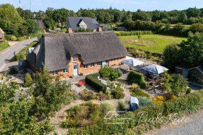 Historisches Bauernhaus mit Charakter – stilvoll kernsaniert (Klasse A+), Ankommen & offen für Ideen