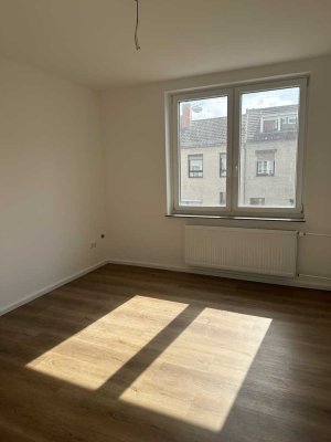 Schicke 3-Zimmer-Wohnung mit Einbauküche in zentraler Lage