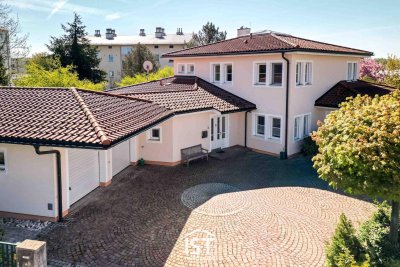 Braunau am Inn - Villa mit stilvollem Wohnkonzept und großem Garten