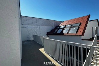 Einladung zum Open-Hause-Day / Samstag, 18.Oktober 2025 von 10:00 bis 14:00 Uhr.  Exklusive 4-Zimmer-Dachgeschosswohnung mit großer Dachterrasse &amp;