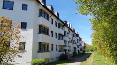 2-Zimmer Wohnung mit Terrasse und kleinem Garten in Augsburg-Haunstetten