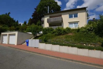 Stilvolle 3-Zimmer-Wohnung mit Blick auf Bad Harzburg, überdachte Loggia, Sauna & Süd-Balkon