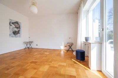 2,5 Zi- Altbauwohnung mit hohen Decken und Balkon im Zooviertel