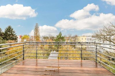 Wunderschöne, moderne DG-Wohnung mit Bilderbuchblick ins Grüne & 2 Balkonen