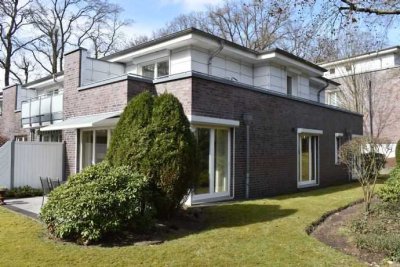 Sehr sonnige Maisonette-Wohnung mit Traumblick direkt am Alsterlauf