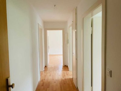 Tolle Hochparterre-Wohnung im Grünen