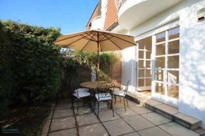 SCHÖNE DOPPELHAUSHÄLFTE MIT PFLEGELEICHTEM GARTEN, GARAGE UND TOLLEM BLICK