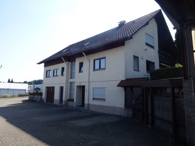 Großzügiges Einfamilienhaus in idyllischer Gartenparkanlage