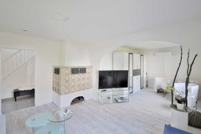 Traumhaft gepflegtes, saniertes Einfamilienhaus mit Kamin, moderner Küche und wunderschönem Garten