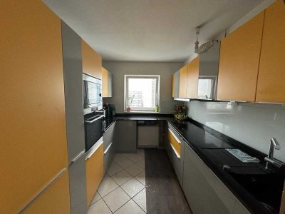 3 Zimmer Wohnung mit Balkon im 14. OG in Erlangen-Büchenbach
