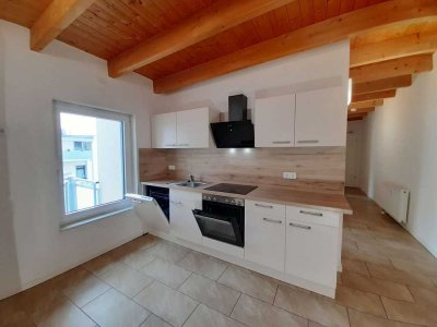 Stylisch & großzügig: Wohntraum mit Dachterrasse & großer Wohnküche