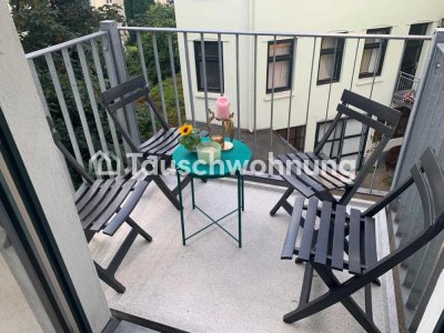 Tauschwohnung: Schöne helle 2 Zimmer Wohnung