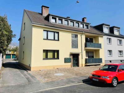 *** sehr schönes DG Appartment mit sep. Küche ***