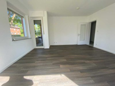 Renovierte 4-Zimmer Erdgeschosswohnung mit Balkon