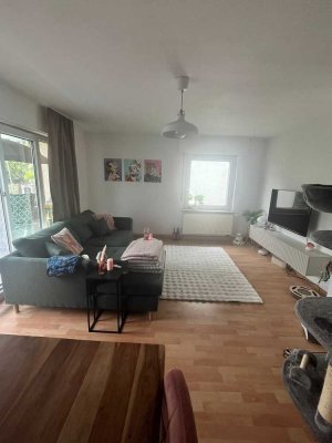 Ansprechende und gepflegte 3-Raum-Wohnung mit Balkon und Einbauküche in Waiblingen