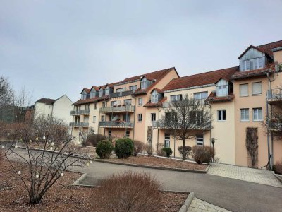 Gemütliche 1-Raum-Wohnung mit 2 Balkons im Zentrum von Werdau