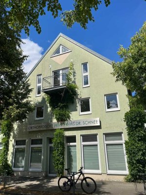 Lichtdurchflutete Dachgeschoss-Maisonette in Kleinmachnow – Am Fuchsbau