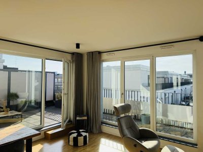 Exklusive 2-Zimmer-DG-Wohnung mit gehobener Innenausstattung mit Einbauküche in Düsseldorf