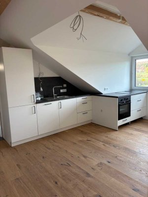 *Neubau/Erstbezug: Möbeliertes 1-Zimmer-Apartment in Tutzing-Kampberg*