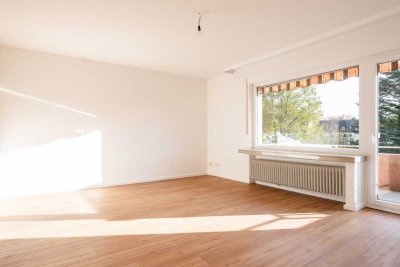 KEINE KÄUFERPROVISION Sanierte 3-4 Zimmerwohnung mit Balkon und Garage in Bielefeld Brackwede