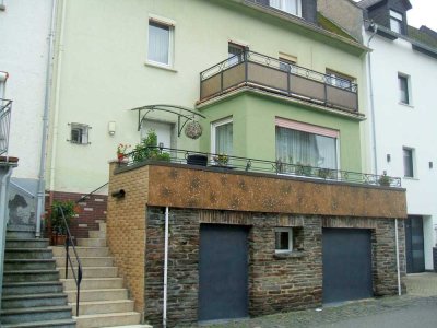 +++NEUER PREIS+++ Interessantes 1-3 Familienhaus mit Garagen, Terrassen, Garten, Werkstattgebäude