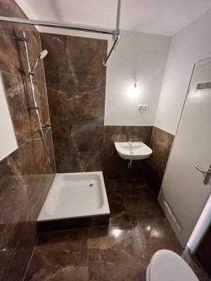 Renovierte 3-Zimmer-Wohnung, Küche und neues Bad, perfekt für WG´s - Ehrenfeld
