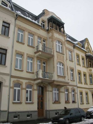 Helle 3-Zimmer Dachgeschosswohnung in Plauen-Syratal mit schöner Aussicht