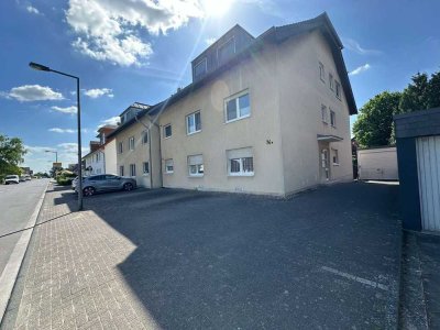 4 Zimmer EG Wohnung mit Einbauküche, Doppelparkergarage und Gartennutzung!