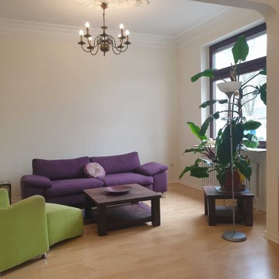 Altbauwohnung im Gründerzeithaus ideal für Singles oder Berufspendler