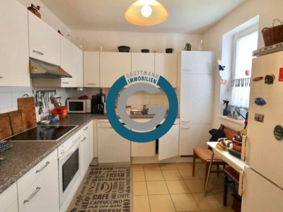 WINTERGARTEN & TG-STELLPLATZ - DIREKT AM HUGENOTTENPLATZ, SUPER INFRASTRUKTUR - ZUR ZEIT VERMIETET