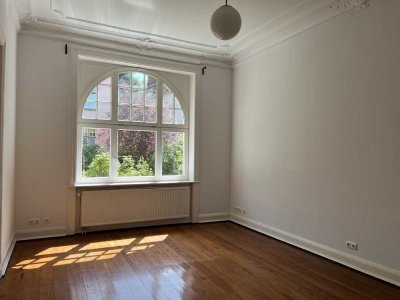 St. Jürgen, vor dem Mühlentor - helle 4 Zi--Altbau-Wohnung mit Balkon!