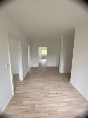 Erstbezug nach Renovierung! 3,5-Zimmer-Wohnung in Hamm (Sieg)