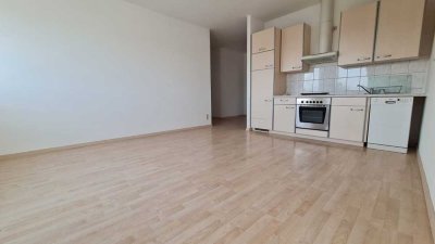 *** zentral gelegene 3,0-Zimmerwohnung ***