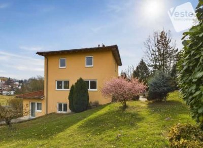 Toskana-Charme trifft Flexibilität – Haus mit Einliegerwohnung & Doppelgarage