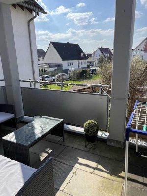 Sonnige 2.5 Zimmer Wohnung mit Balkon in ruhiger Lage in Kirchheim-Jesingen