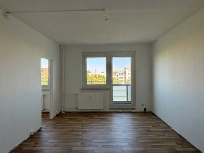 Single-Apartment in Hellersdorf - mit Balkon und Wannenbad - nur für EINE Person!