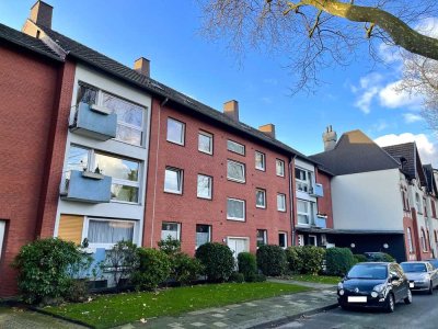 Zentrale 3,5 Zimmer-Dachwohnung mit *WUNDERSCHÖNER SONNENTERRASSE*!