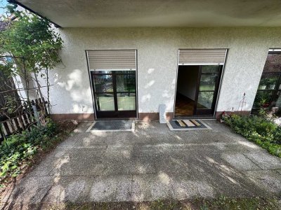 NUR FÜR EINE PERSON!!  Helle, ruhige 1-Zimmer-EG-Wohnung mit EBK, Parkett und Südterrasse in München