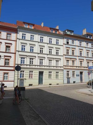 Single-Wohnung im Kiez