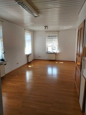 Attraktive 2-Raum-Wohnung in Lindlar Linde Josefsstrasse 
zu vermieten.
