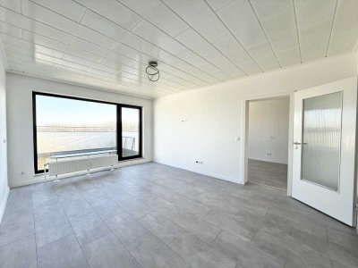 Helle 2-Zimmer-Penthouse-Wohnung mit Terrasse und durchdachtem Grundriss