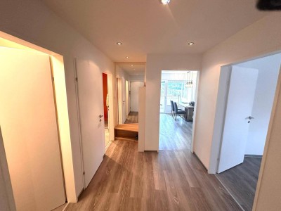 Sie sind auf der Suche nach einem neuen Zuhause oder einer Kapitalanlage? PROVISIONSFREI! Dann laden wir Sie herzlichst ein zum Tag der offenen Tür am 20.07. um 9-12 und 16-19 Uhr am Mühlbichl 44/ Brixlegg, Etage 2/Top7 + Etage 3/Top 10, gleich 2 Wohnunge