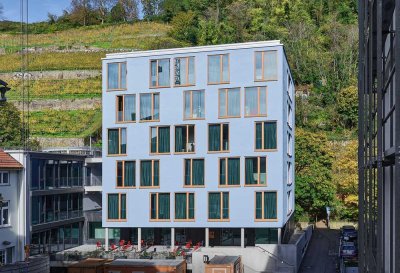 Für (betrieblich)Auszubildende: 1-Zimmer-Wohnung mit eigenem Bad sowie Gemeinschaftsküche