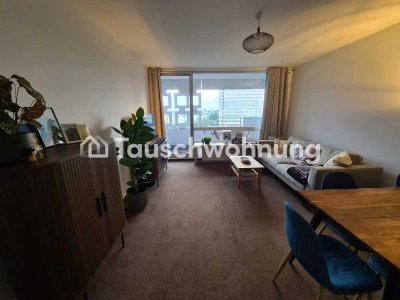 Tauschwohnung: 2 Zi. Whg. mit Pool, Sauna, Gym, Balkon gegen 3-4 Zi Whg