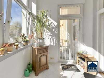 Sonnige Hochparterrewohnung mit charmantem Wintergarten und Gartennutzung
